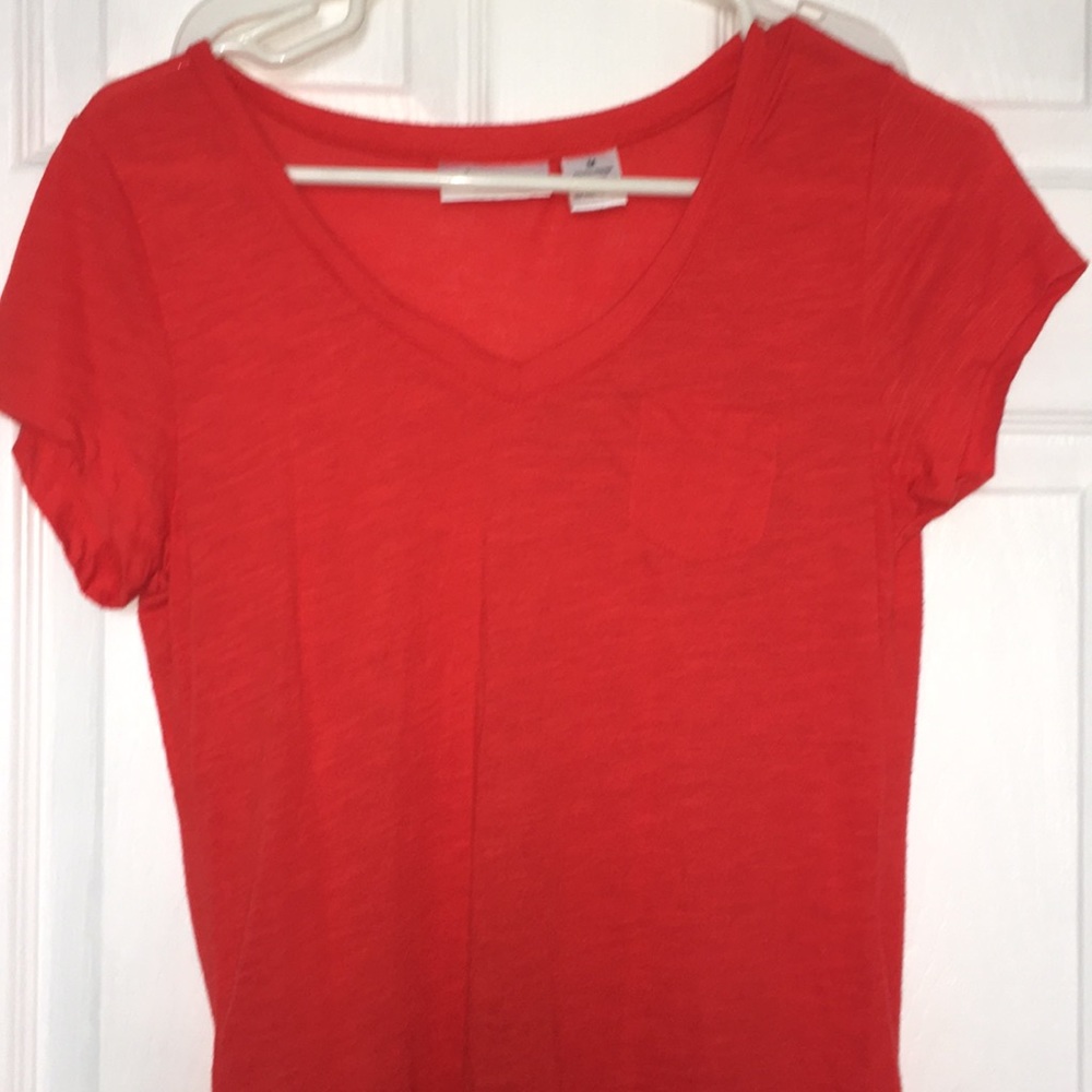 Orange/red shirt